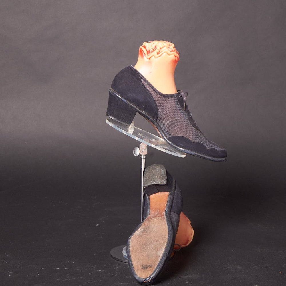 1940s Navy Blue Mesh and Suede Oxfords Shoes